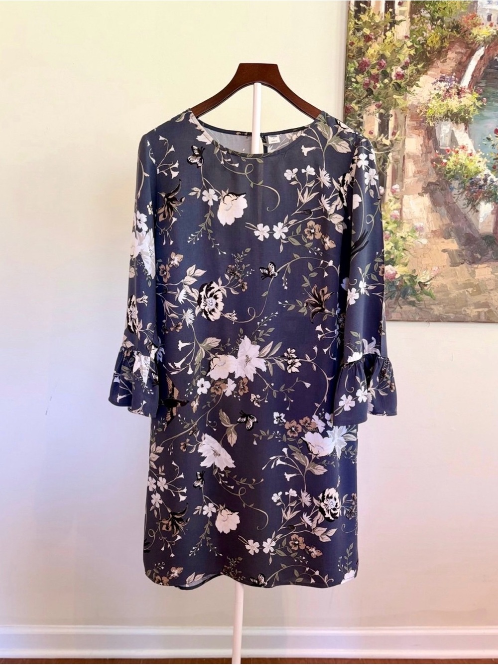 Old Navy Gray Floral Sheath Dress 3/4 Bell Sleeve Lightweight Medium